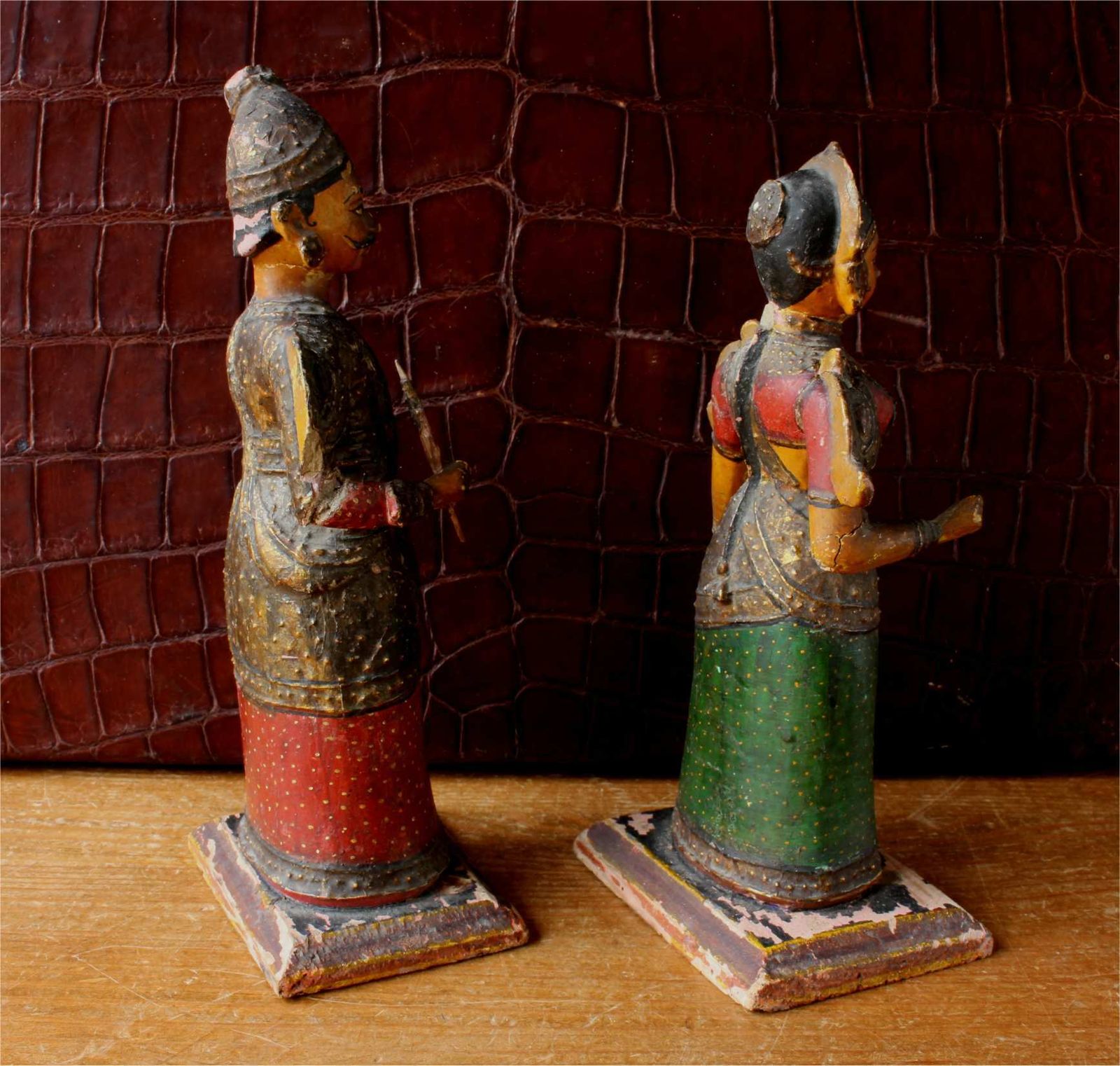 photo vinterior Pair Indian King & Queen Figures. 19th Century India Folk Art Statues.