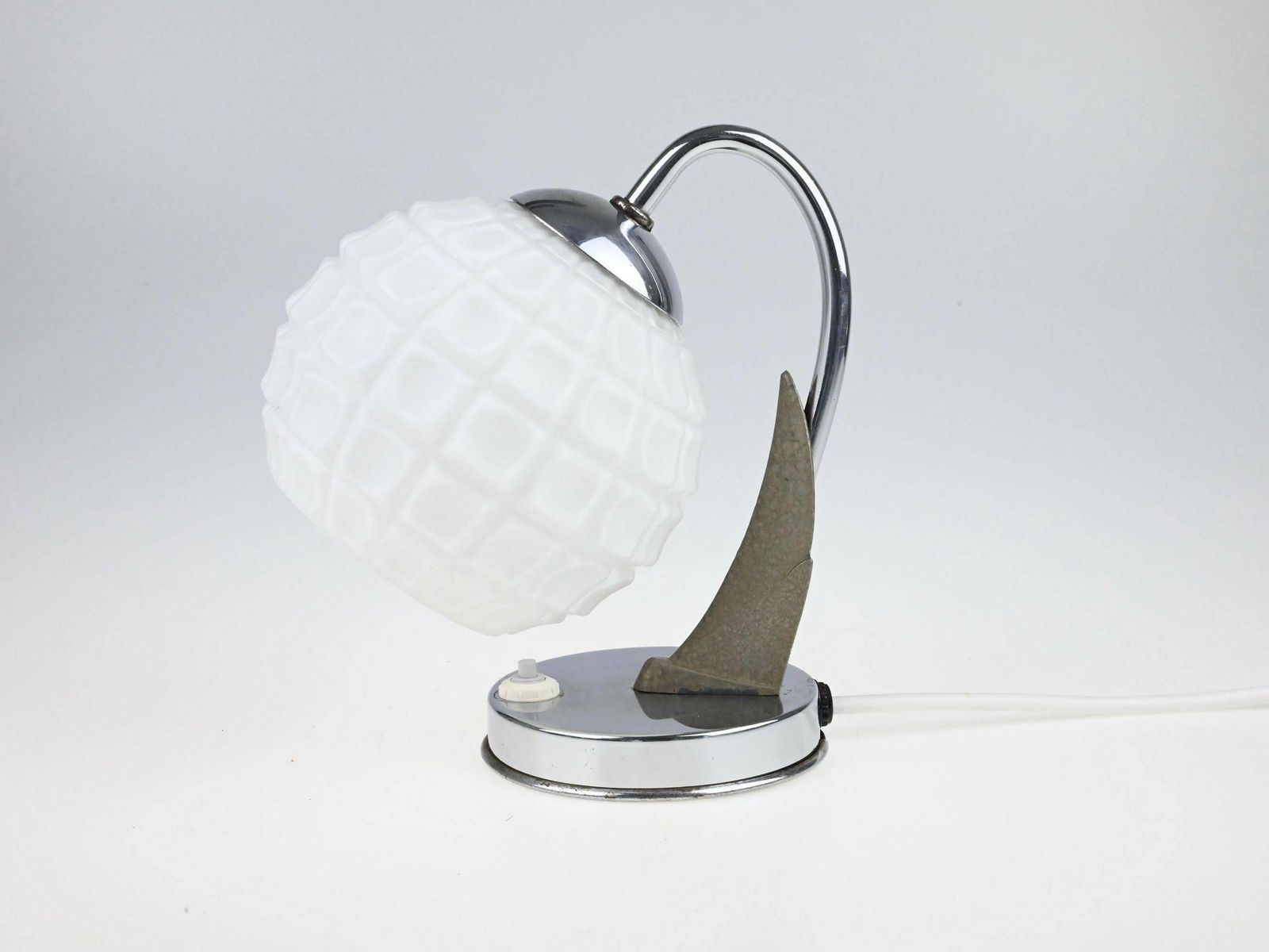 Bauhaus Table Lamp, Vintage Chrome Lamp, Antique Lighting, Mid Century Desk Lamp, Table Lamp, Desk Lamp, Bedside Lamp, Mid Cenutry Lamp photo 150.0
