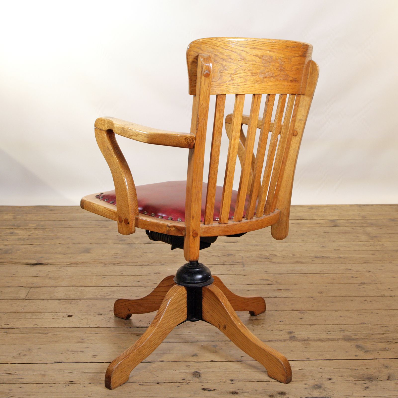 A Fully Restored, Edwardian, Oak, Revolving Armchair, Circa 1910. photo 850.0
