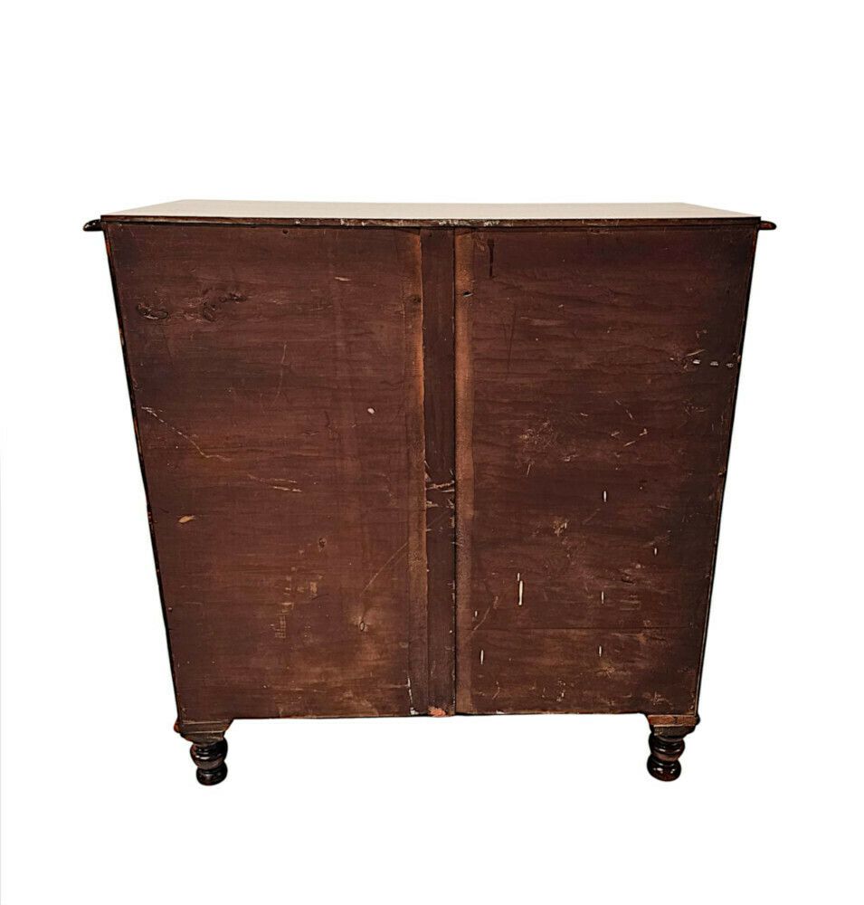 A Very Fine Irish Early 19th Century Chest Of Drawers photo vintage