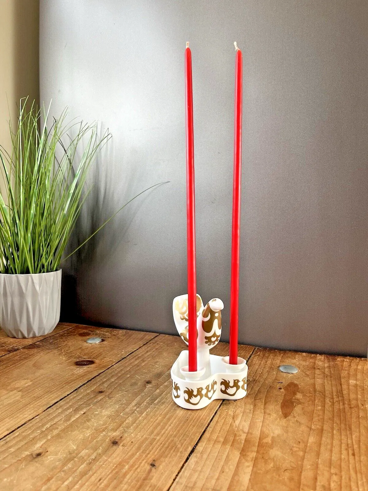 photo furniture Highland Fine Bone China Stylised Bird Scandi Style Twin Taper Candle Holder Mcm