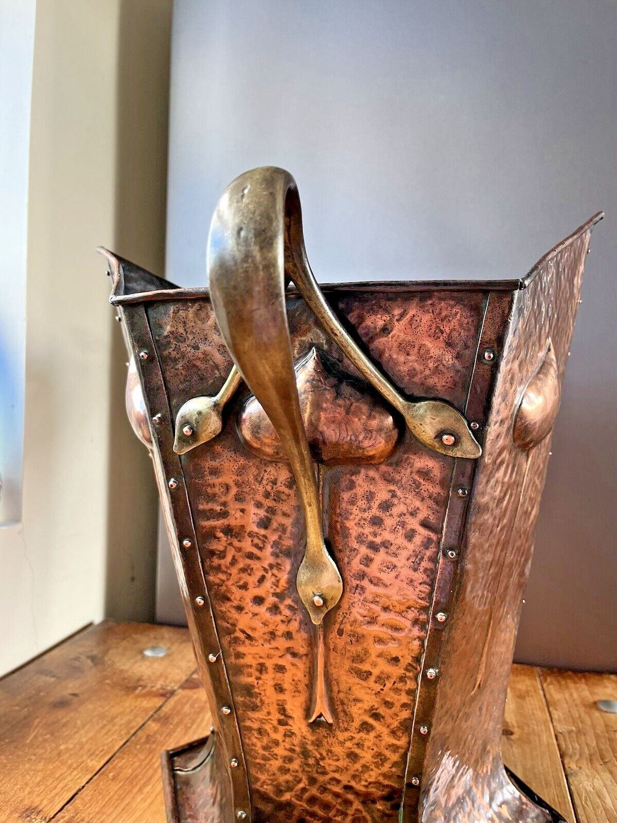 Antique Art Nouveau Beaten Copper Brass Riveted Coal Box Scuttle Log Bucket Bin photo Home Decor
