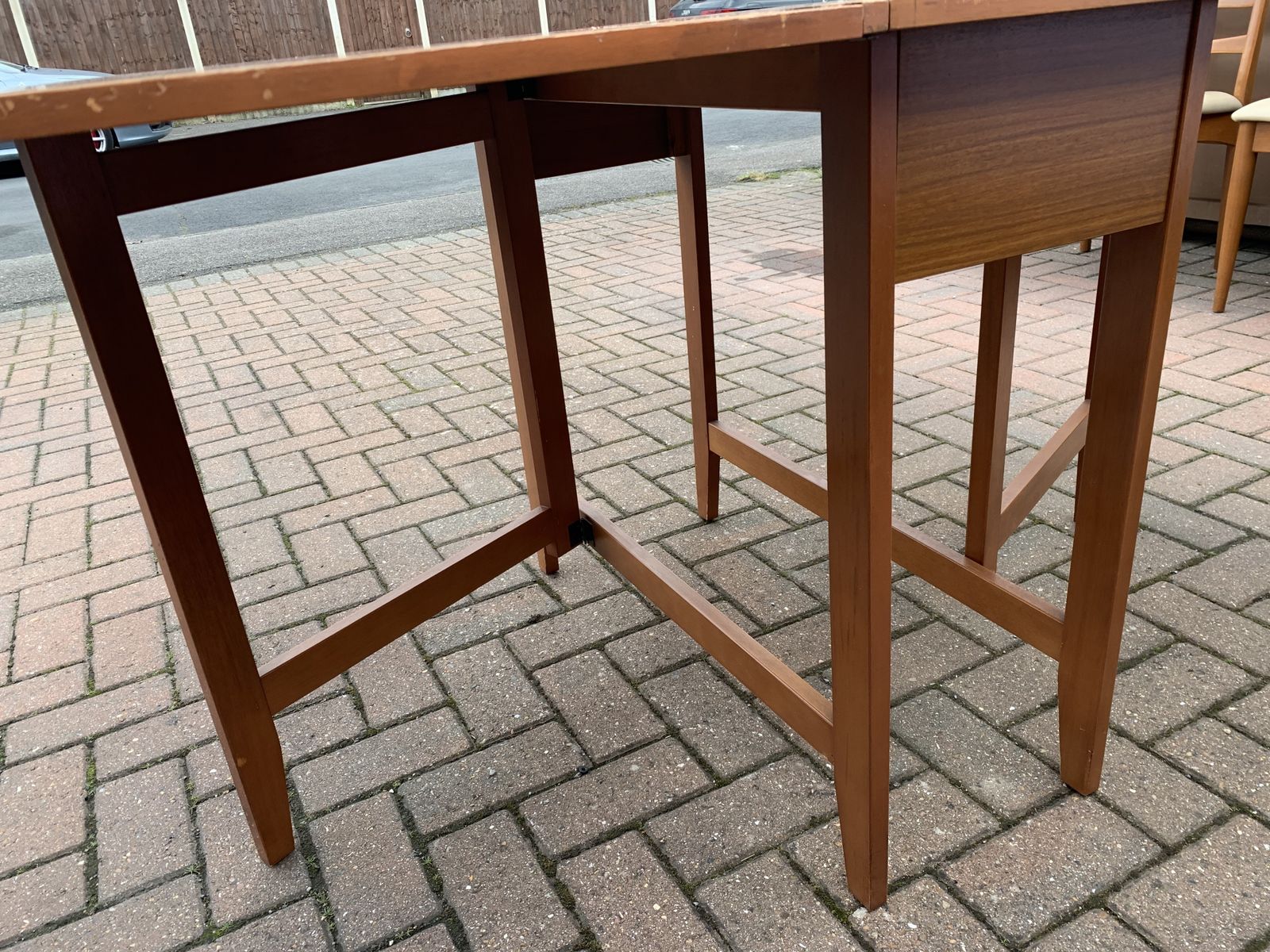 Schreiber Drop Leaf Gate Legged Table photo vinterior