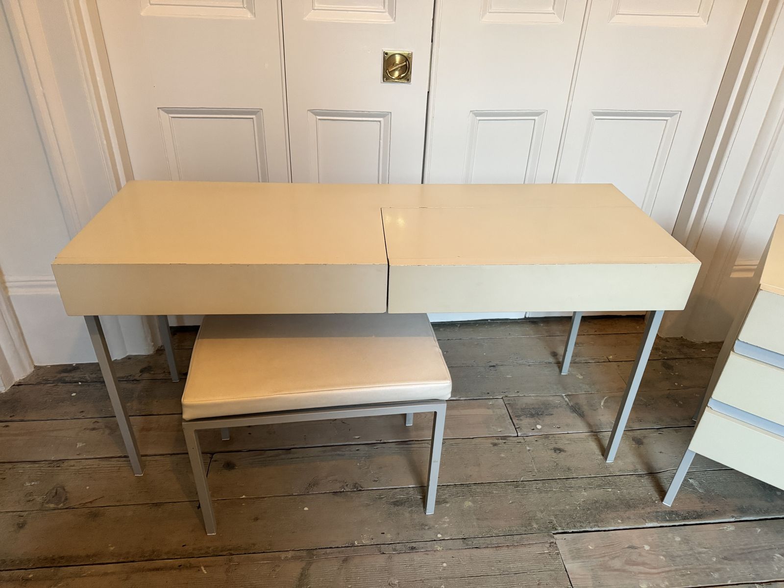Mid Century Modern, Opus 22 Cream Dressing Table