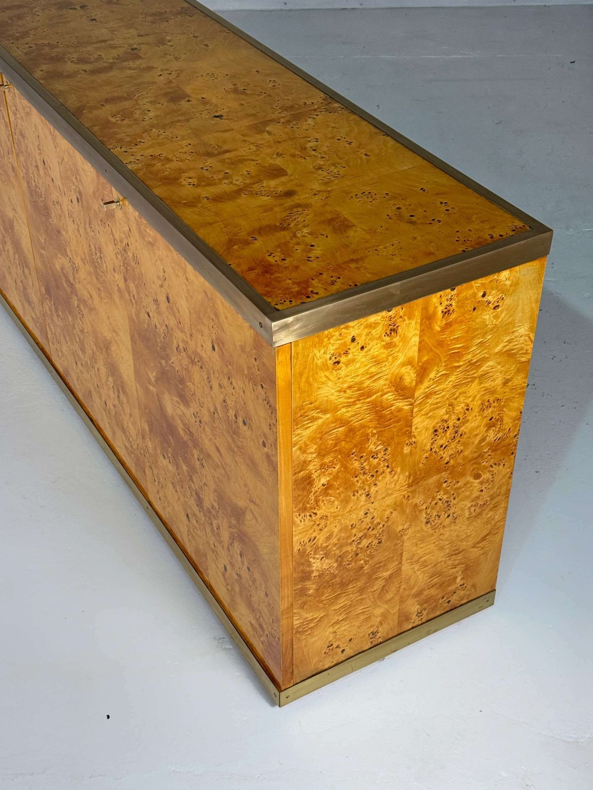 7000.0 Lacquered Burlwood And Brass Credenza, 1970s photo