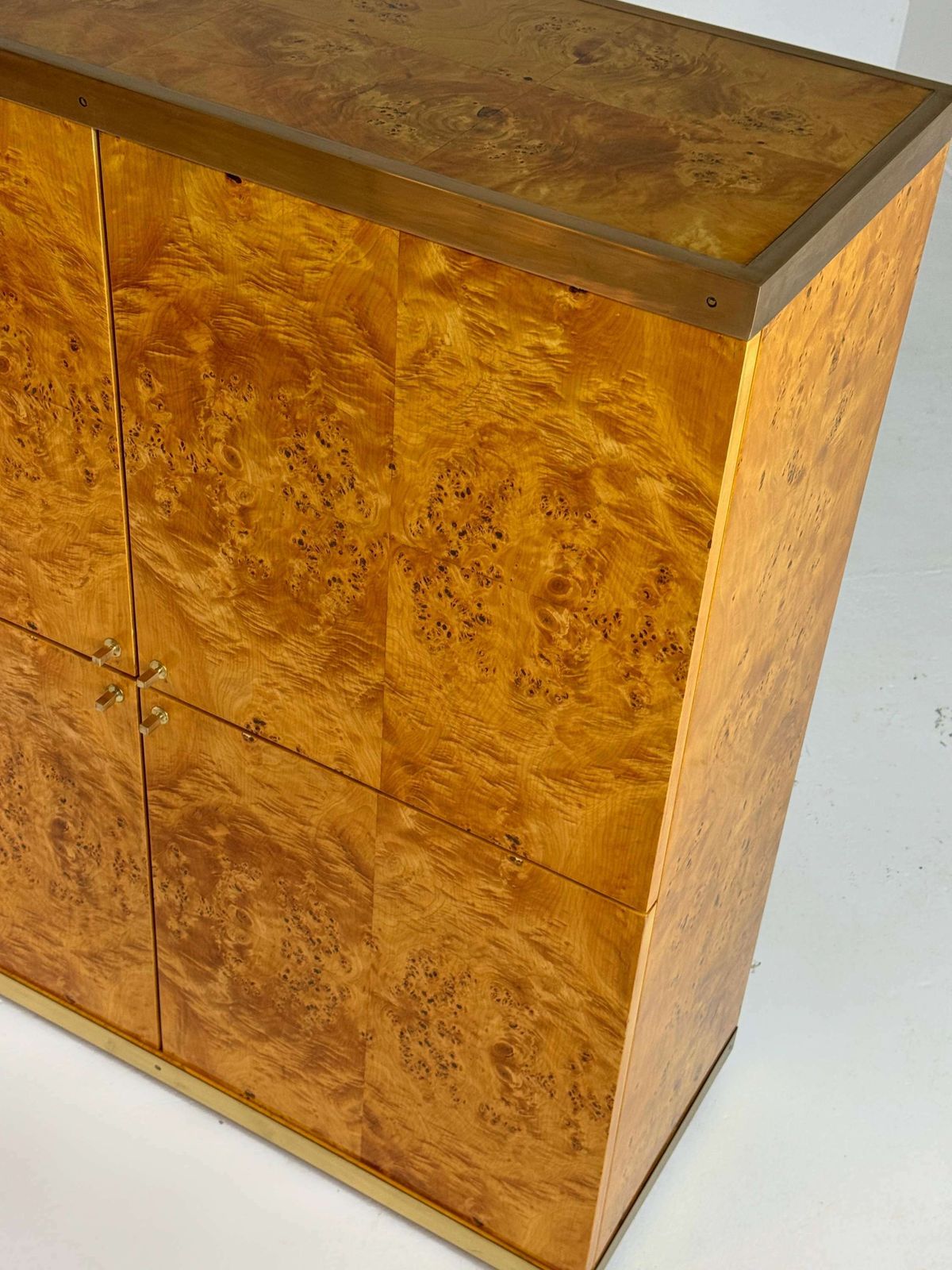 4000.0 Exclusive Lacquered Burlwood And Brass Bar Cabinet, 1970s photo