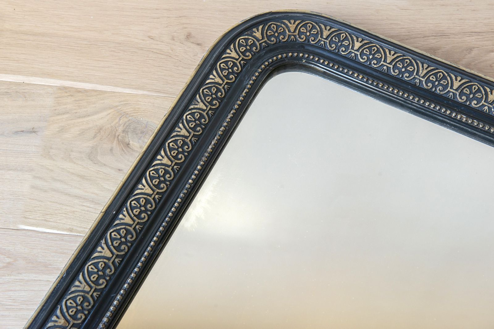 photo buy Grand miroir Louis-Philippe en arc, miroir de cheminée XIXe siècle, miroir de sol en arc, cadre sculpté noir et doré