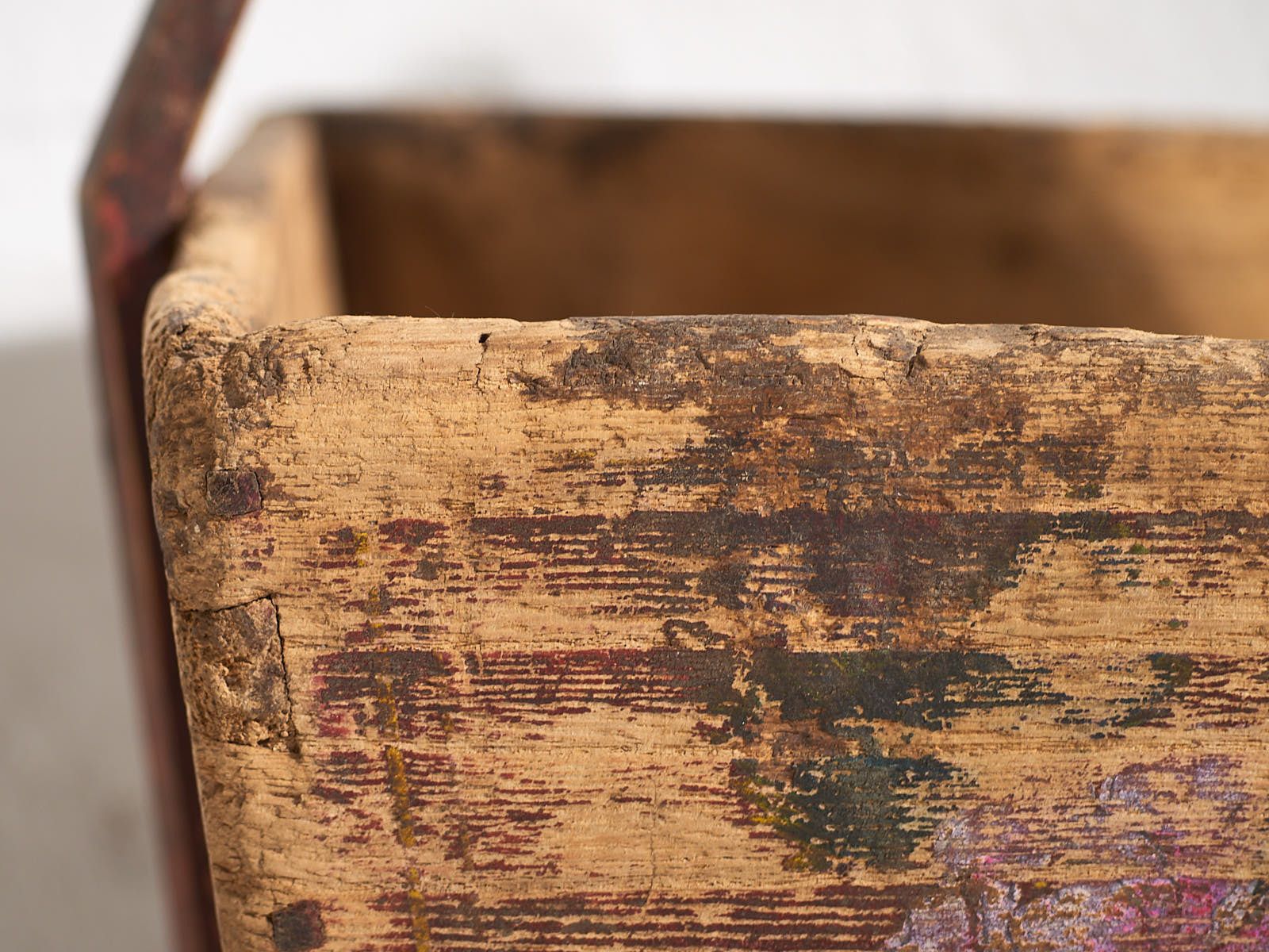 photo furniture Antique Chinese Basket With Floral Details (C.1900) #6