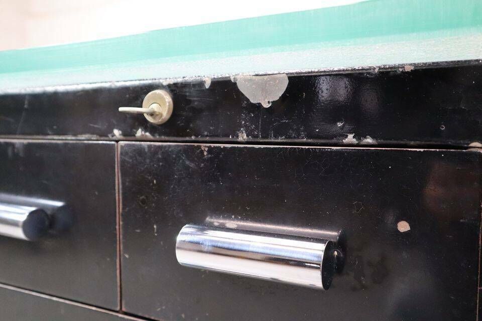 1930's Modernist Desk In Black Lacquered Metal photo vinterior