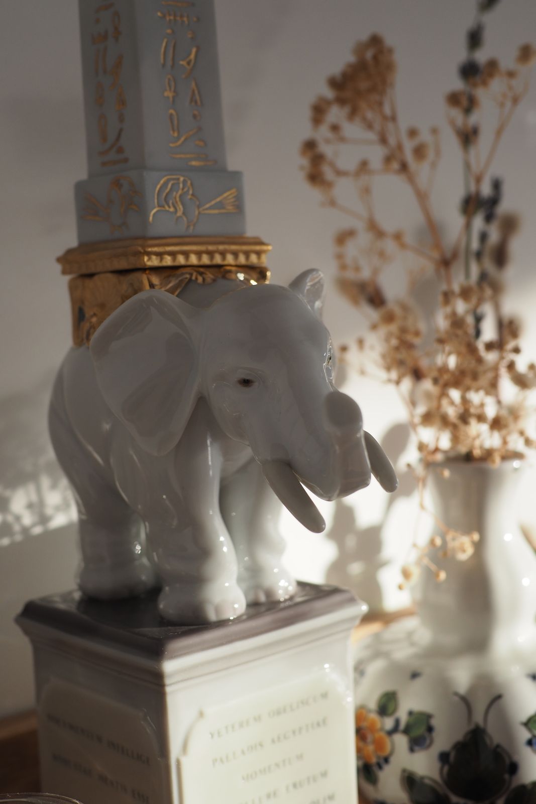 Lladro Pulcino Obelisk With Original Box And Certificate Homeware Porcelain | Retiring Product Line photo vinterior
