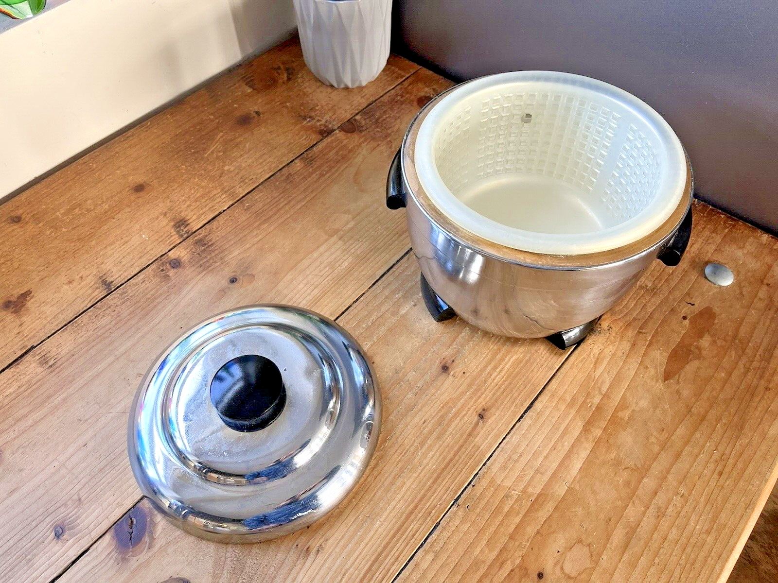 60.0 Fab Retro Thermos Model No 925 Black & Chrome Ice Bucket Cocktail Bar Display photo