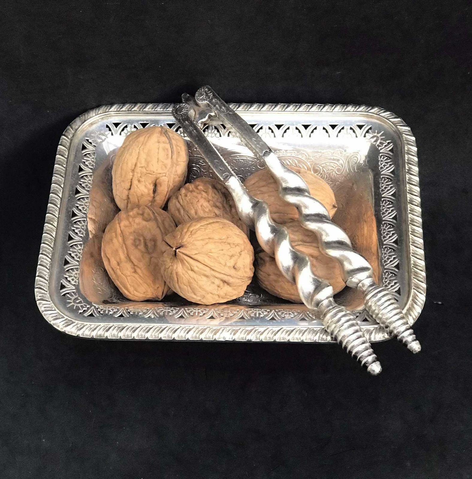 Schaaltje Op Voetstuk | Ringenschaaltje | Verzilverd | Nootjesschaaltje | Sleutelschaaltje | Koekjesschaaltje | Edwardiaans | Verzilverd | Cadeau | Barker Ellis photo Woonaccessoires