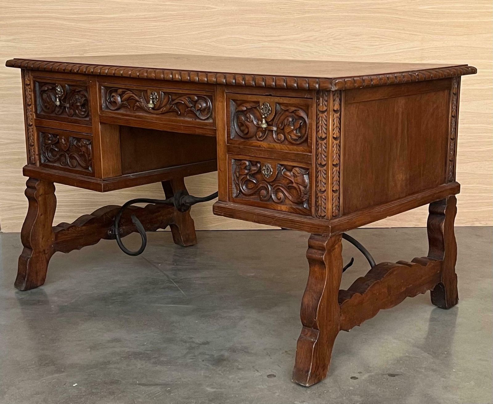 Table de bibliothèque ou bureau baroque espagnol à deux faces en chêne, XIXe siècle photo 4229.0