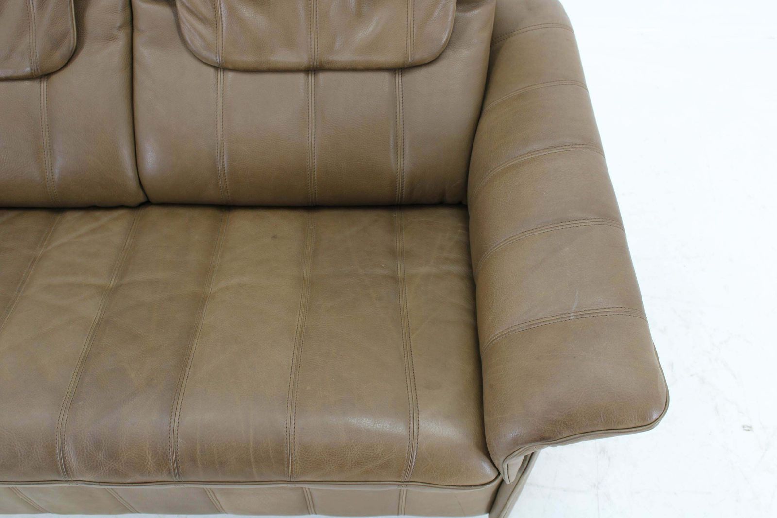 Furniture 1970s De Sede Exclusive Buffalo Leather 2  Seater Sofa , Switzerland photo