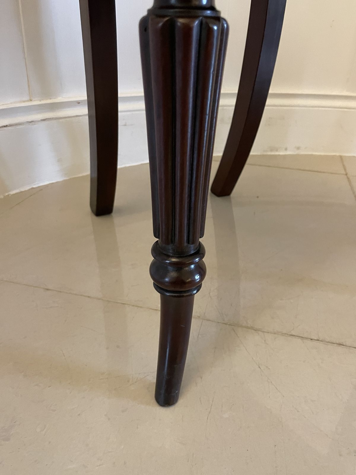 photo furniture Outstanding Quality Pair Of Antique 19th Century Carved Mahogany Hall Chairs