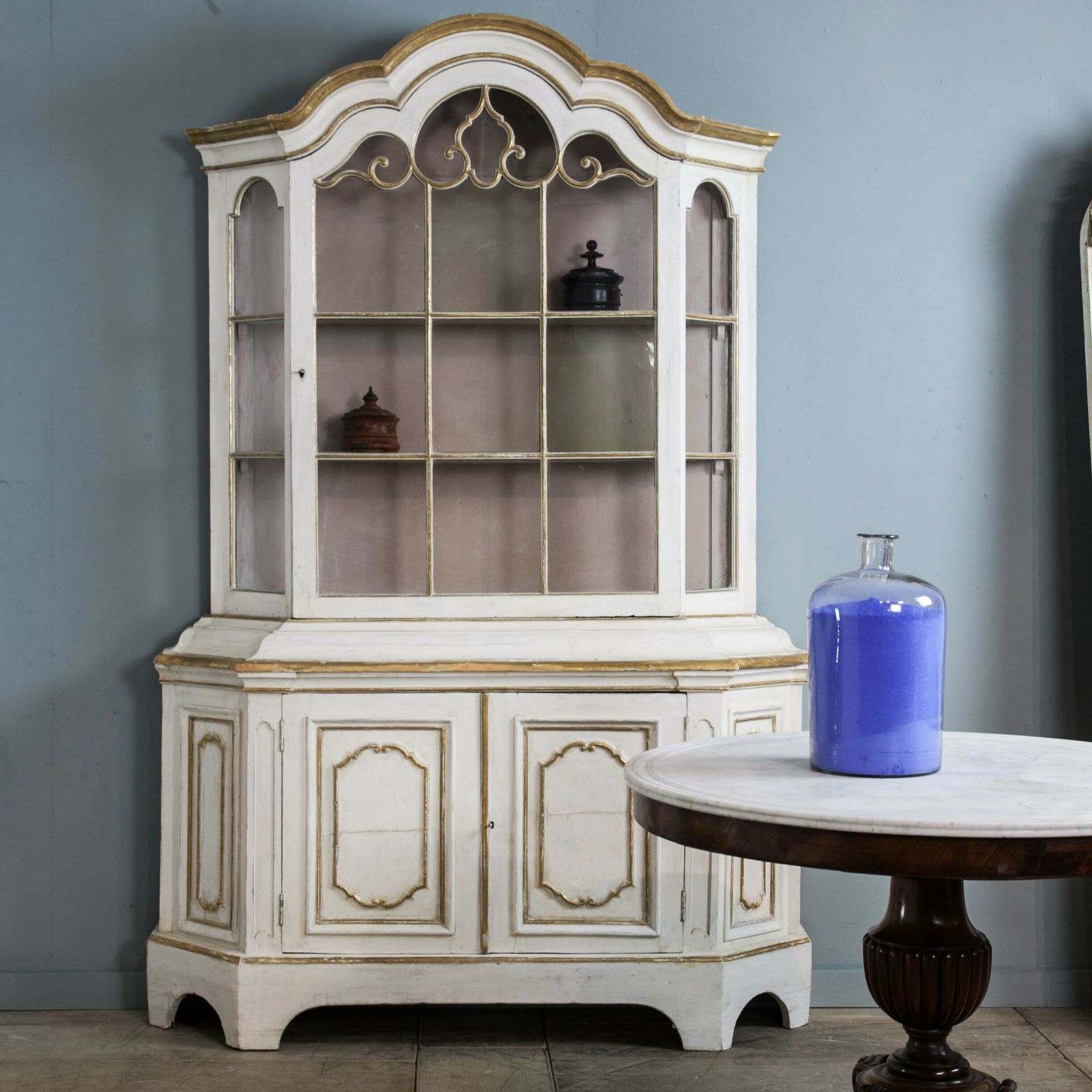 Painted Vitrine photo Furniture
