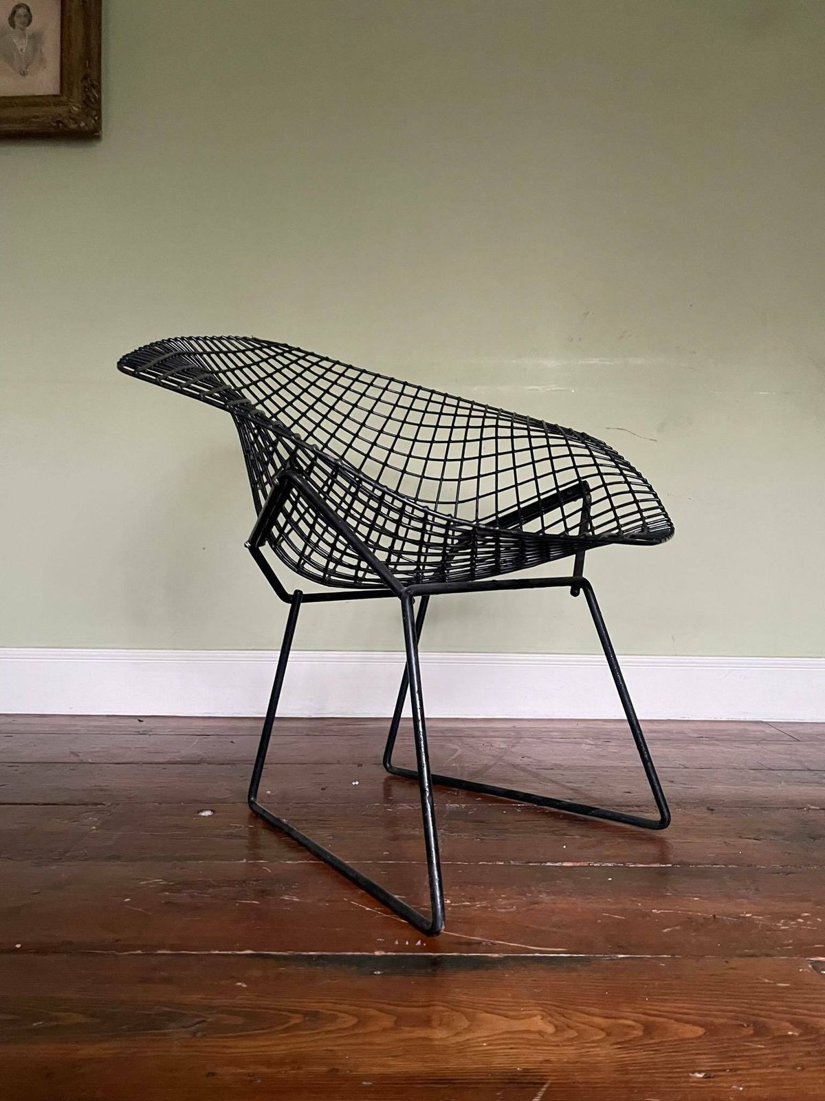 Vintage 1970s Harry Bertoia Diamond Chairs For Knoll   8 Available photo Furniture