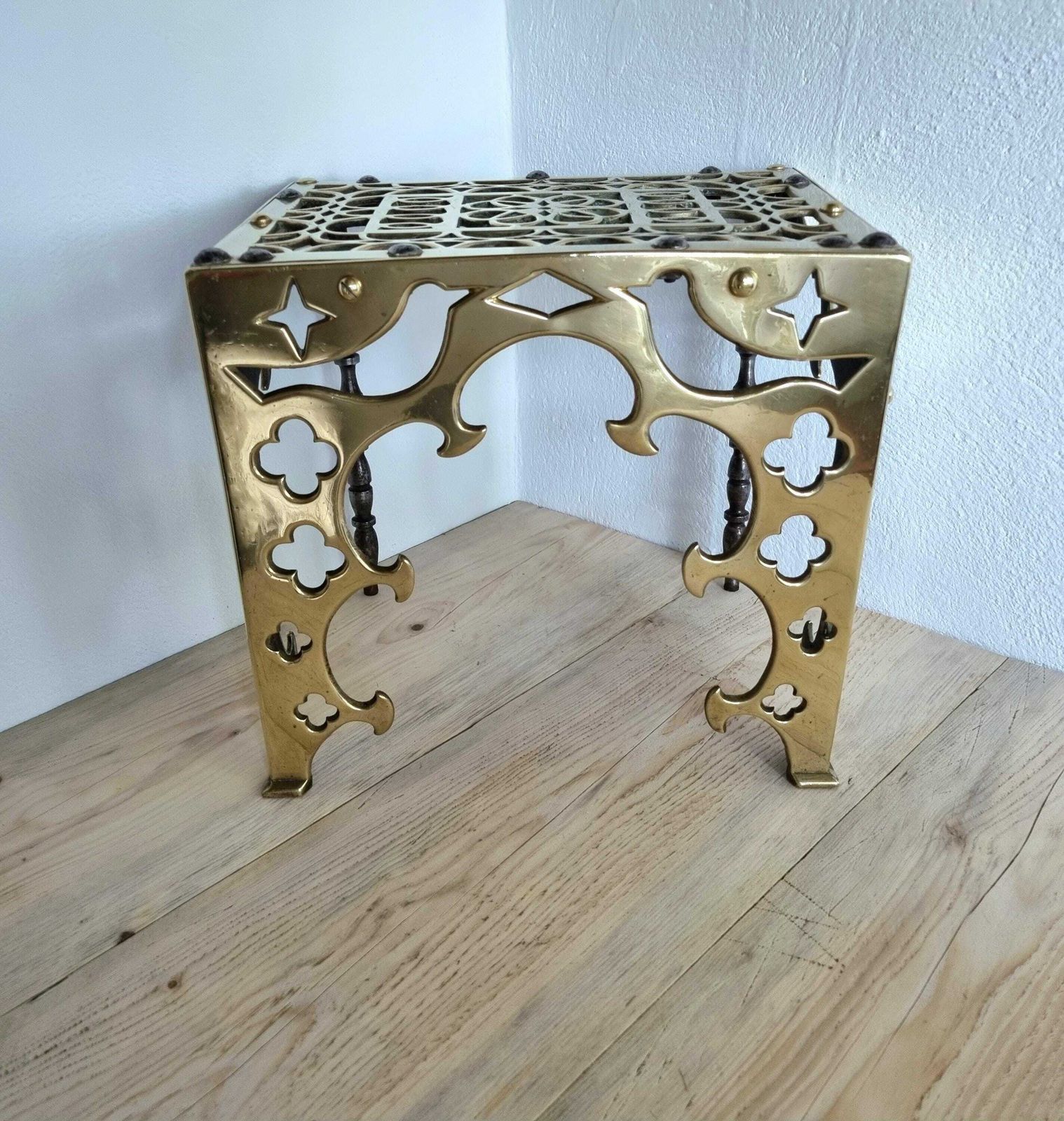 A Beautiful And Exceptional 'Gothic Revival' Brass Footman Trivet Of Very Heavy Gauge Brass & Steel Construction. photo furniture