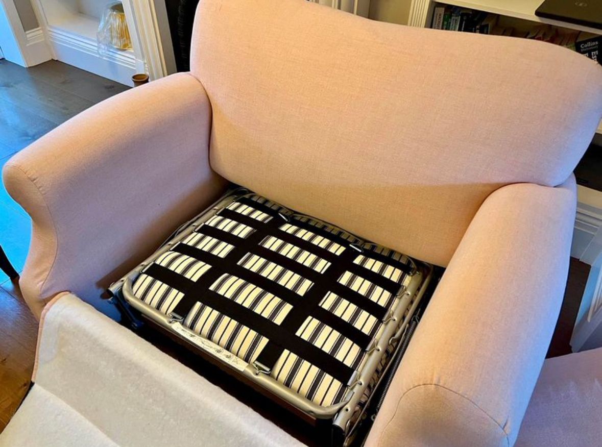 Loaf Snuggle Chair Bed photo furniture