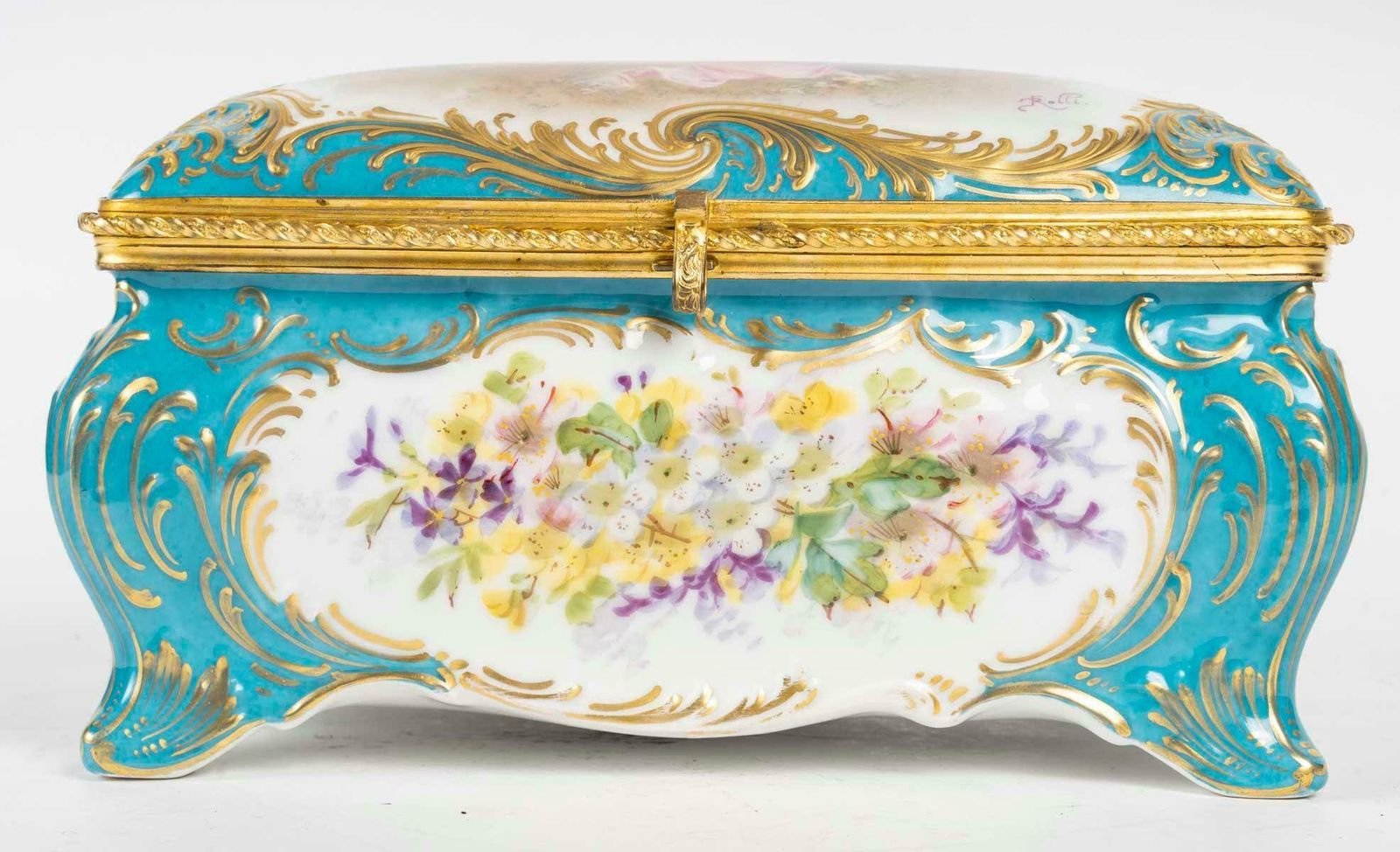 Sèvres Porcelain Box, Gilt Brass Mounting, 19th Century, Napoleon III Period. photo furniture