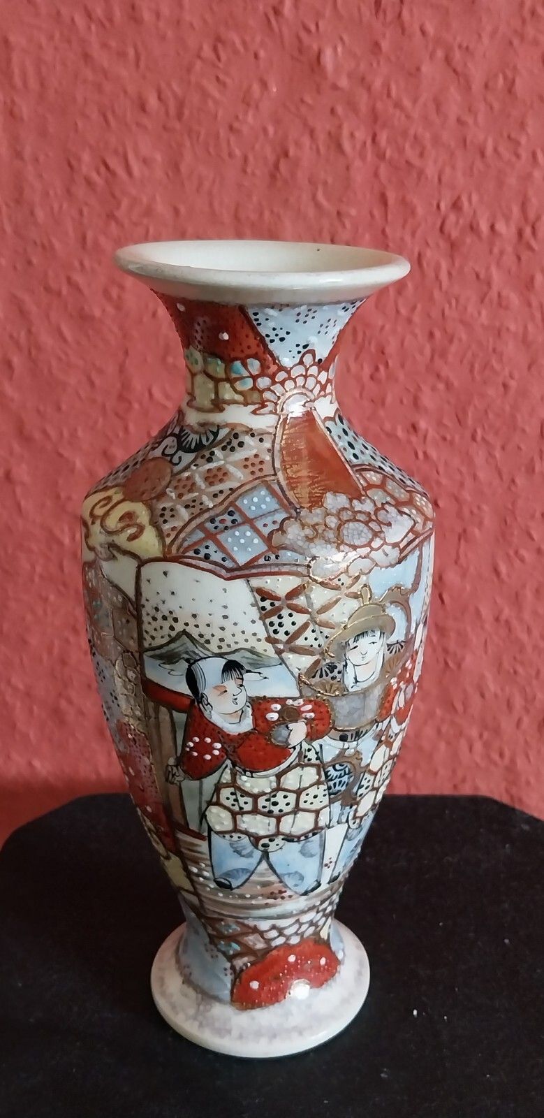 Antique Vintage Japanese Satsuma Vase Hand Painted Gilded 19 Cm photo for sale