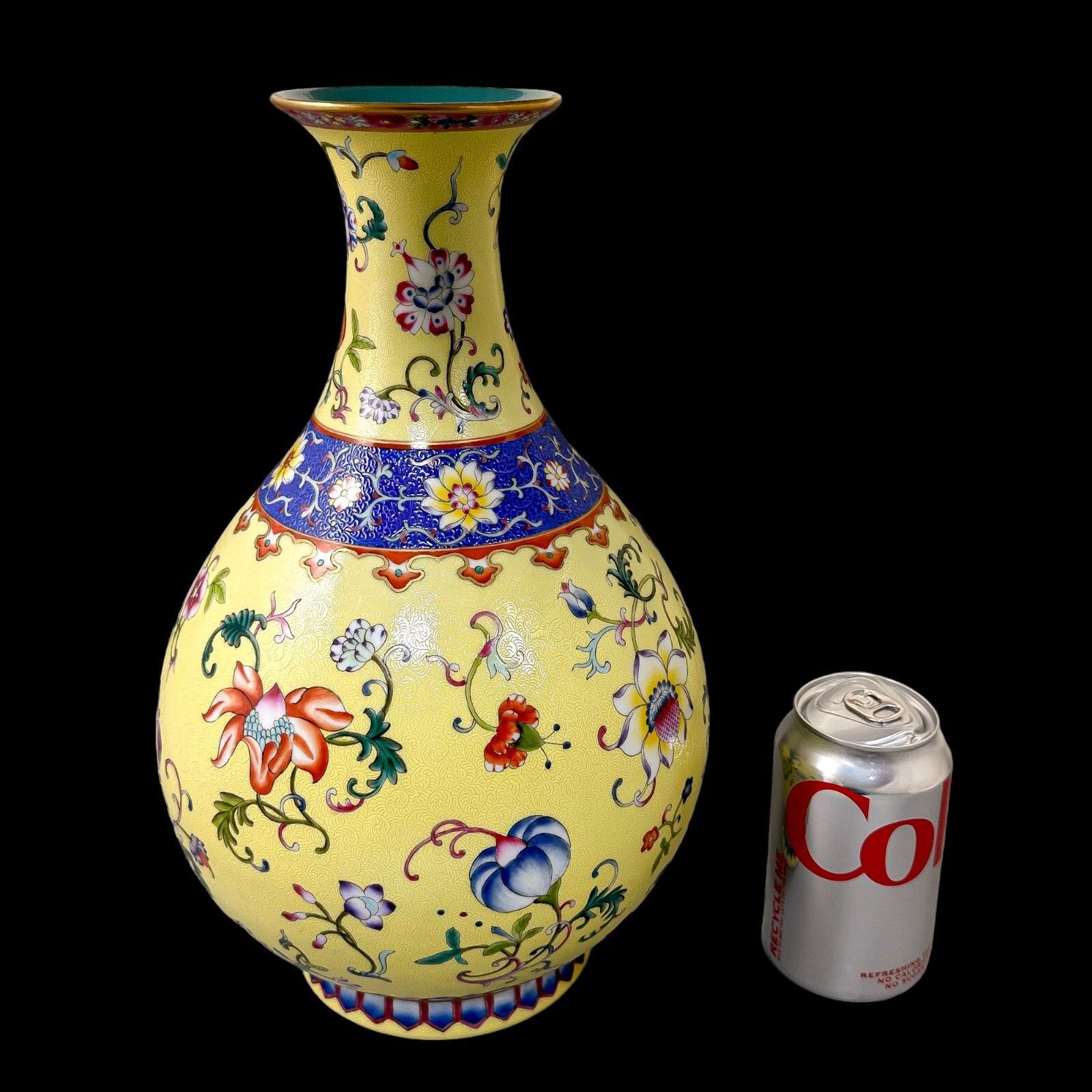 Antique Chinese Guangxu Yellow Ground Yangcai Floral Yuhuchunping Porcelain Vase photo vinterior