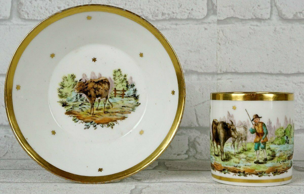 Paris Porcelain Cup And Saucer   De Nast Manufacture   18th Century photo vinterior