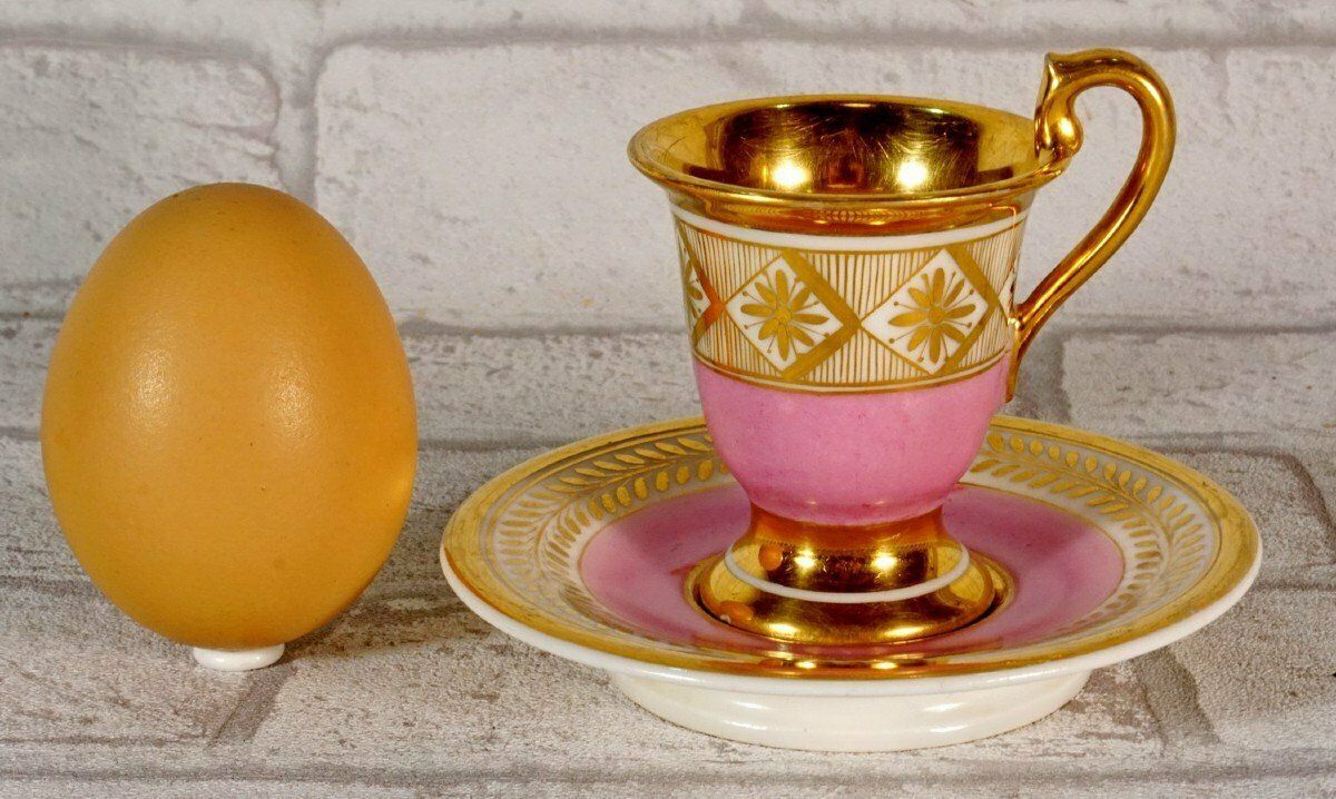 369.0 Small Porcelain Cup And Saucer From Paris Or Russia   Early 19th Century photo
