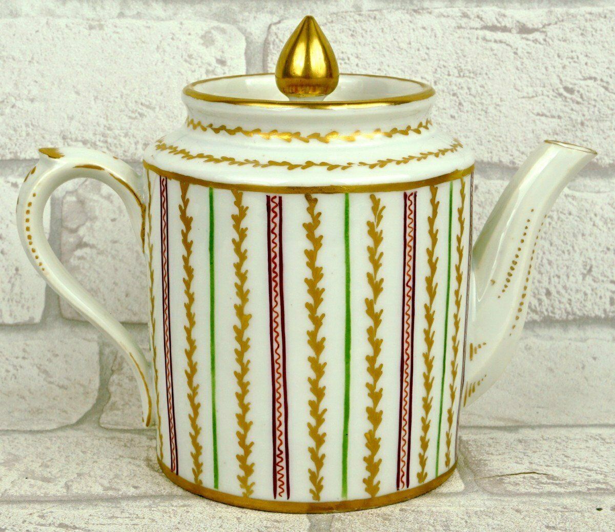 Bordeaux Porcelain Teapot Coffee Pot   Atelier Des Verneuilh   18th Century photo for sale