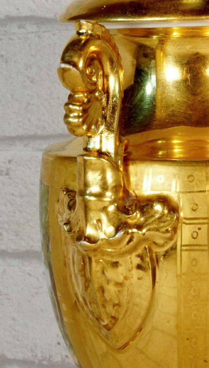 Paris Porcelain Baluster Vase   Early 19th Century photo vinterior