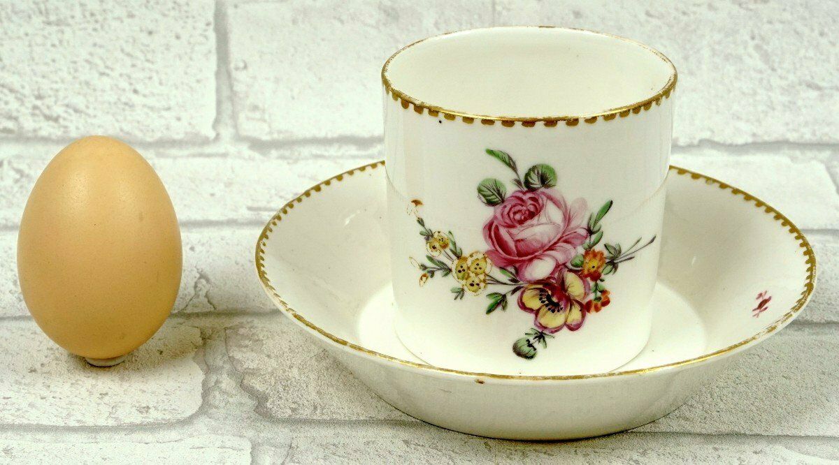 photo furniture Porcelain Cup And Saucer From Locre   18th Century