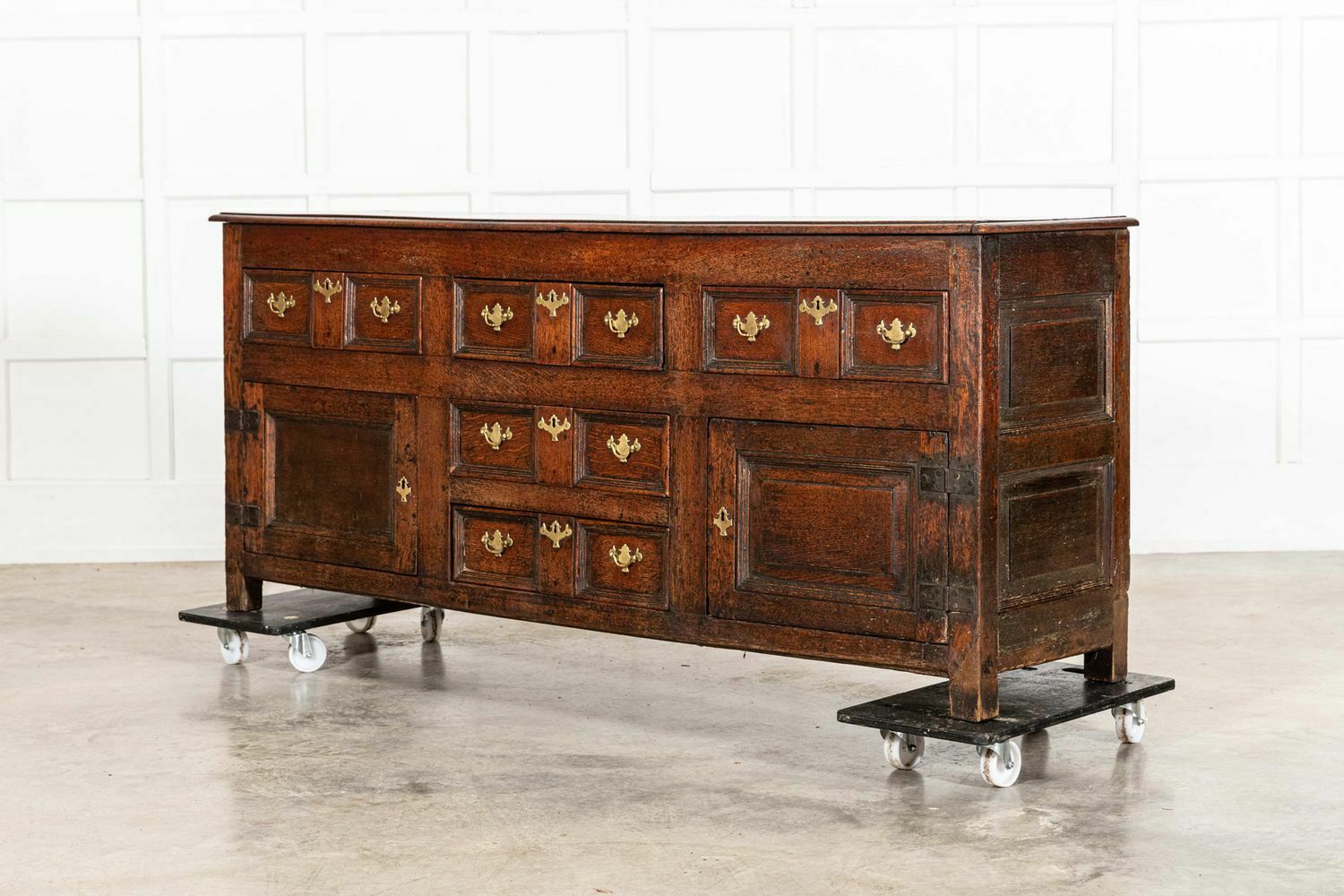 George III English Oak Dresser Base photo 4543.0