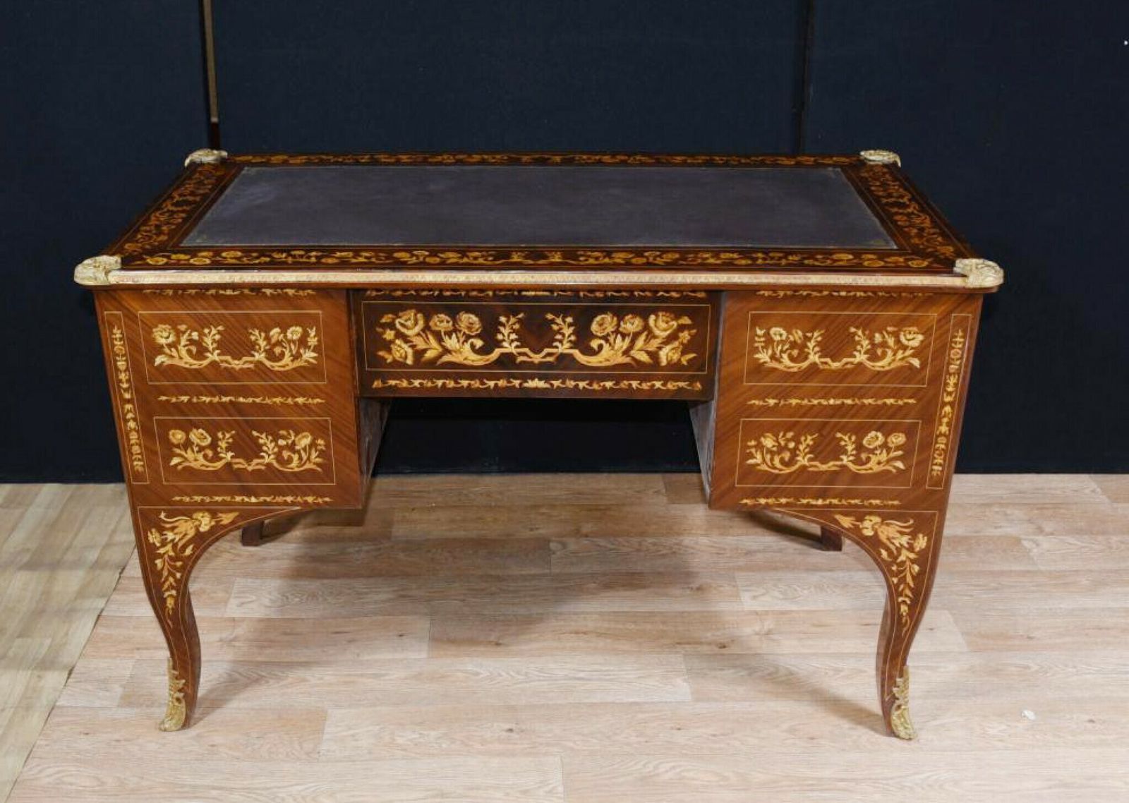 French Desk   Louis XV Knee Hole Writing Table Bureau photo buy