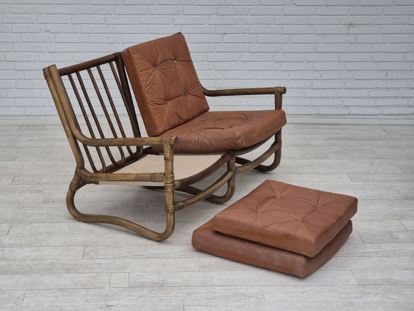 1970s, Scandinavian 2 Seater Sofa, Original Very Good Condition, Bamboo, Leather. photo vintage