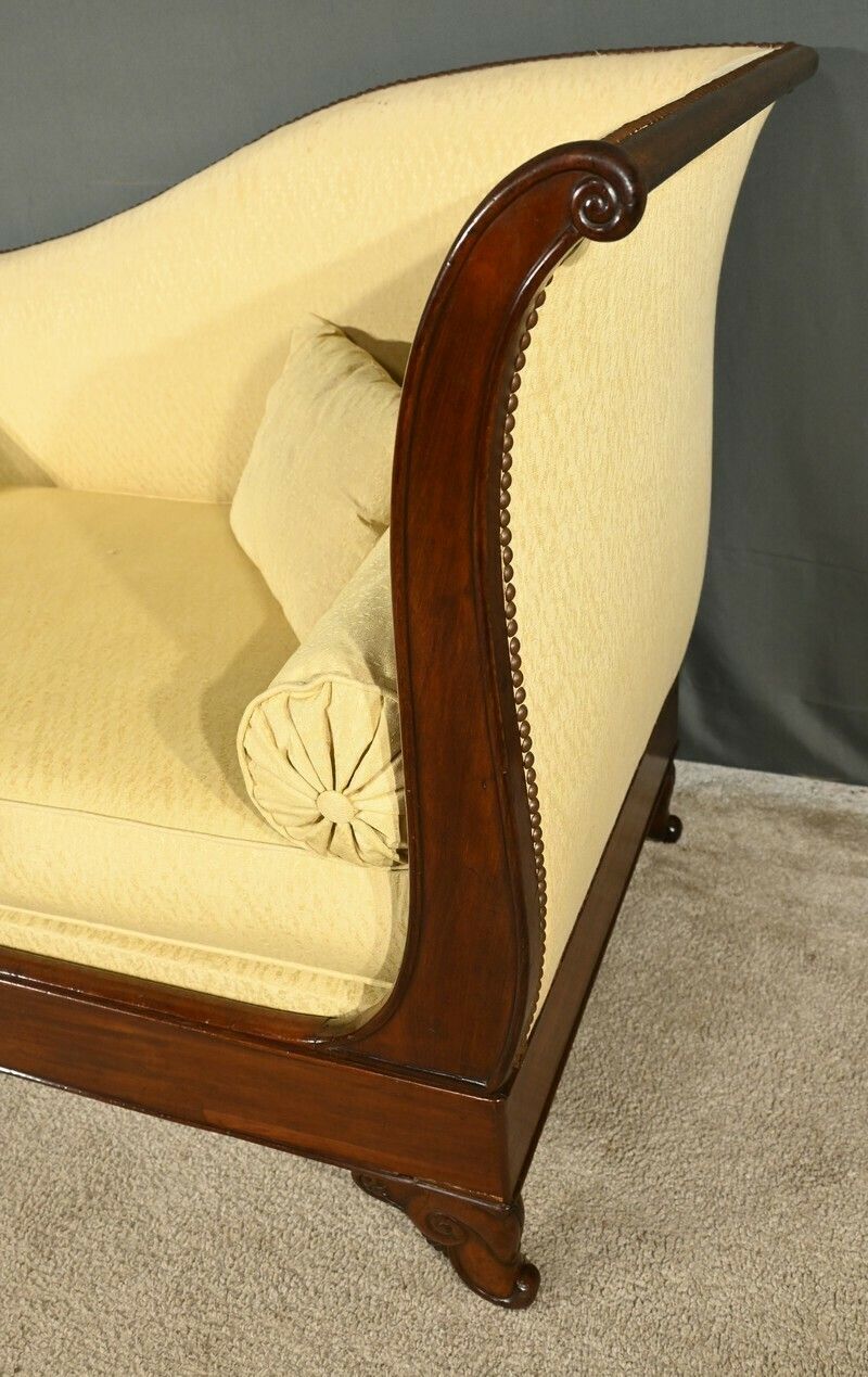 Mahogany Backrest Daybed, Restoration Period – Part 1 Of The 19th Century photo vintage