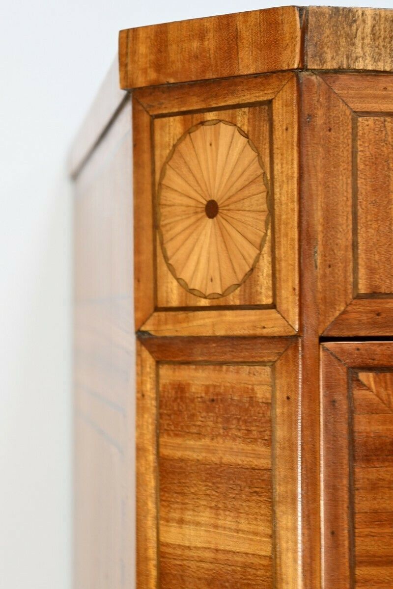 Flamed Mahogany Bookcase, Louis XVI Style – Mid 19th Century photo vinterior