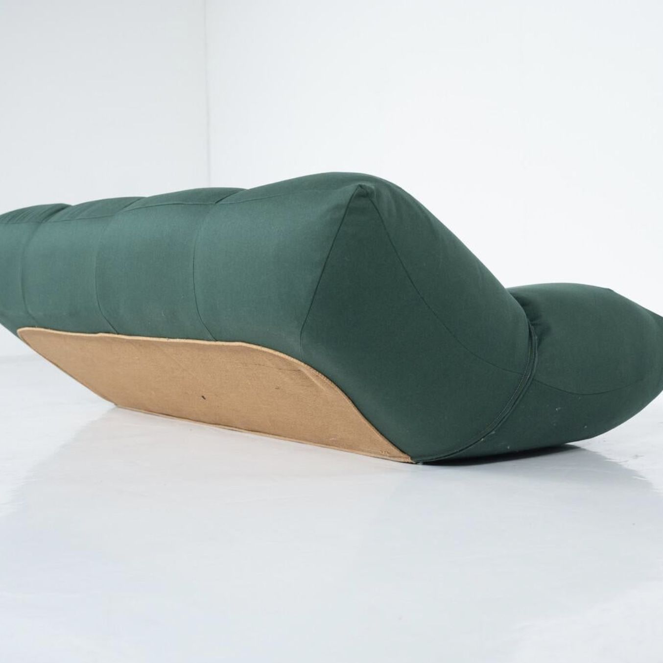 Mid Century Modern Green Papillon Sofa By Giovannetti, Italy, 1970s photo for sale