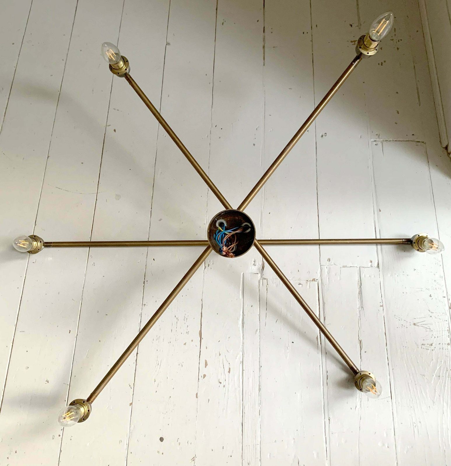photo vinterior Modern Andromeda Chandelier In Antique Brass By Heathfield & Co   Mcm Style
