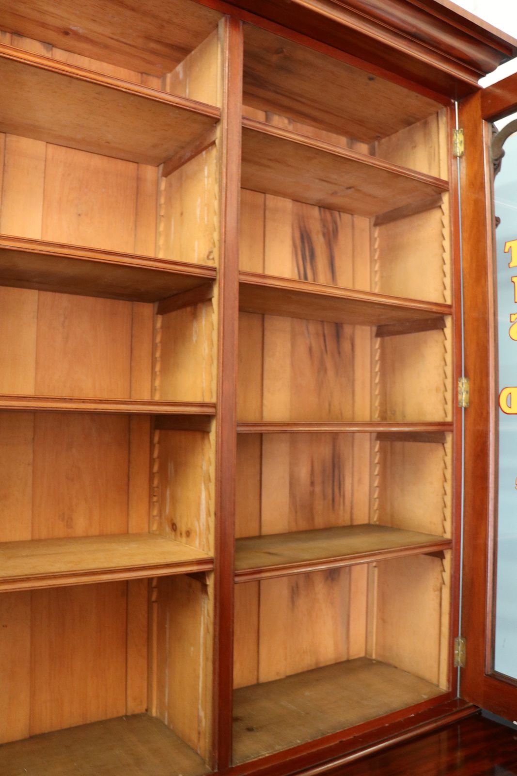 photo vinterior For The Fishermen And Culinary Enthusiasts! A Superb, Top Quality Victorian Mahogany Display Cabinet.