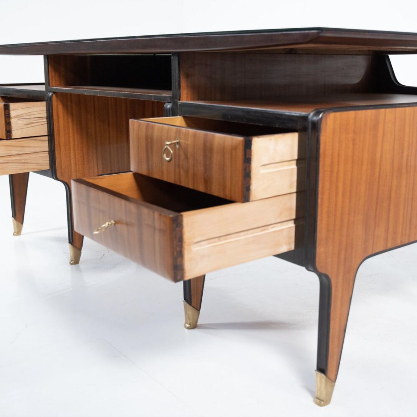 Mid Century Modern Desk By Vittorio Dassi, Italy, 1950s photo vintage
