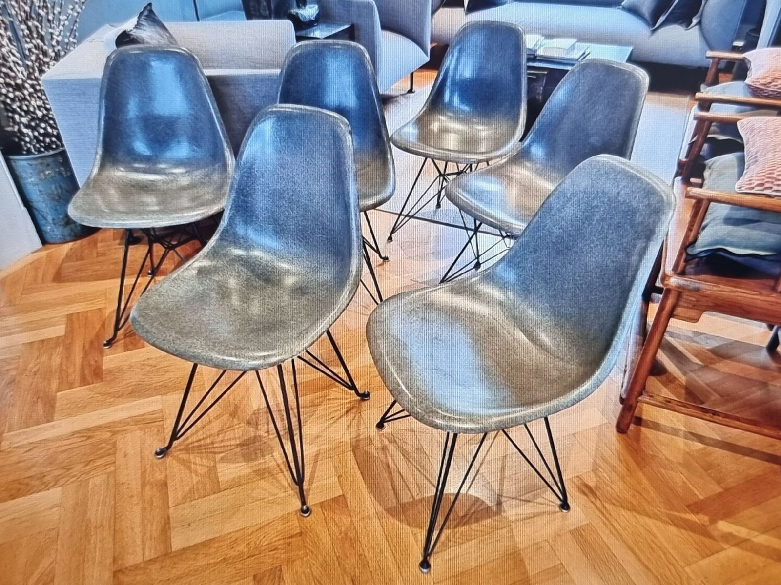 Set Of 6 Dsr Charles Eames Chairs   Original 50s/60s Fibreglass   Rare Colour photo furniture