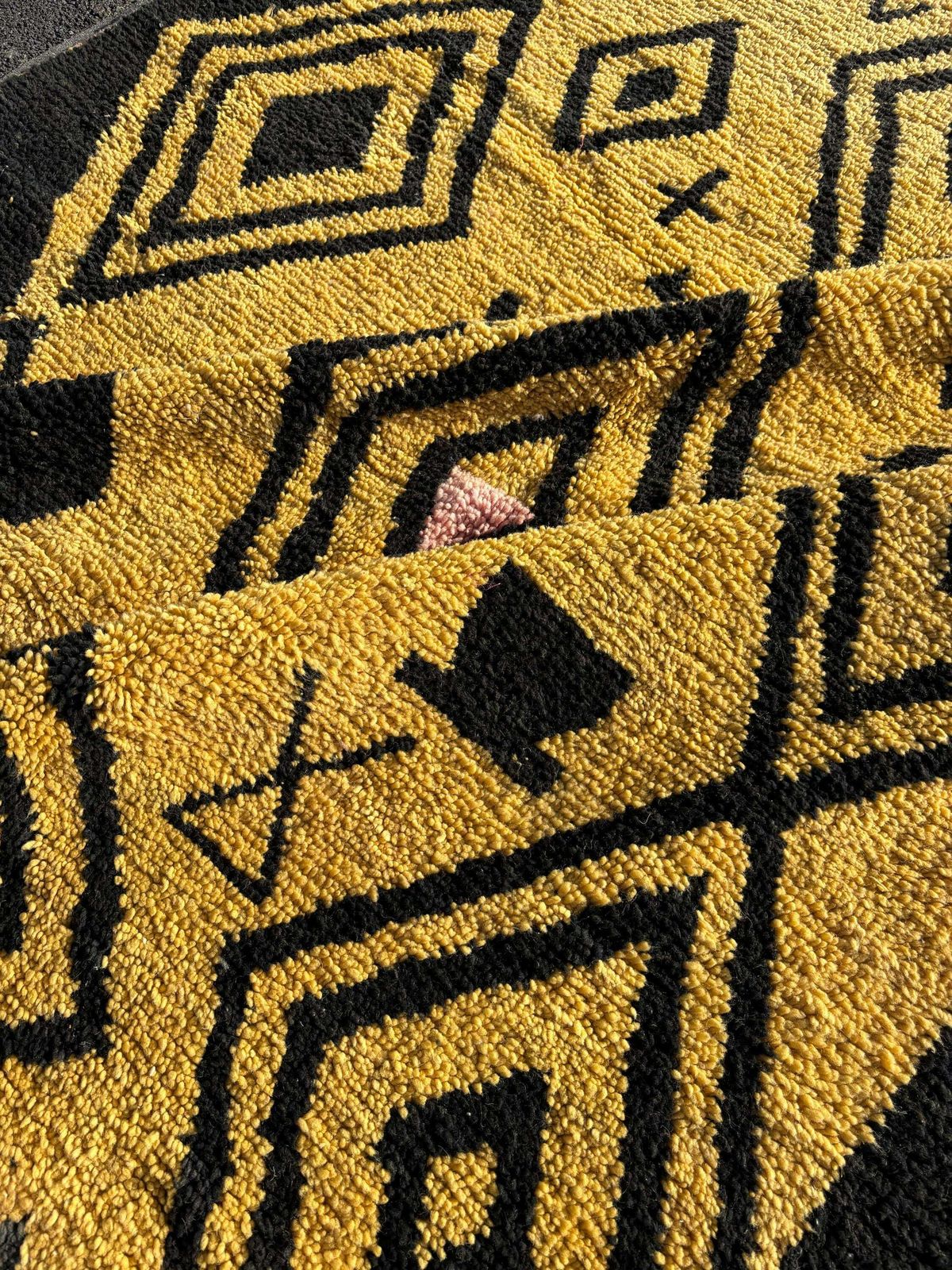 photo furniture Yellow Modern Berber Rug 200x330 Cm , Living Room Decor, Modern Beni Ourain Rug, Berber Wool Rug, Floor Berber Rug