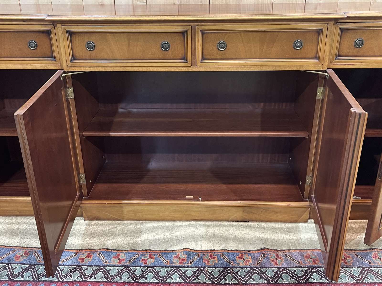 English Sideboard In Blond Mahogany From The 1980s photo buy