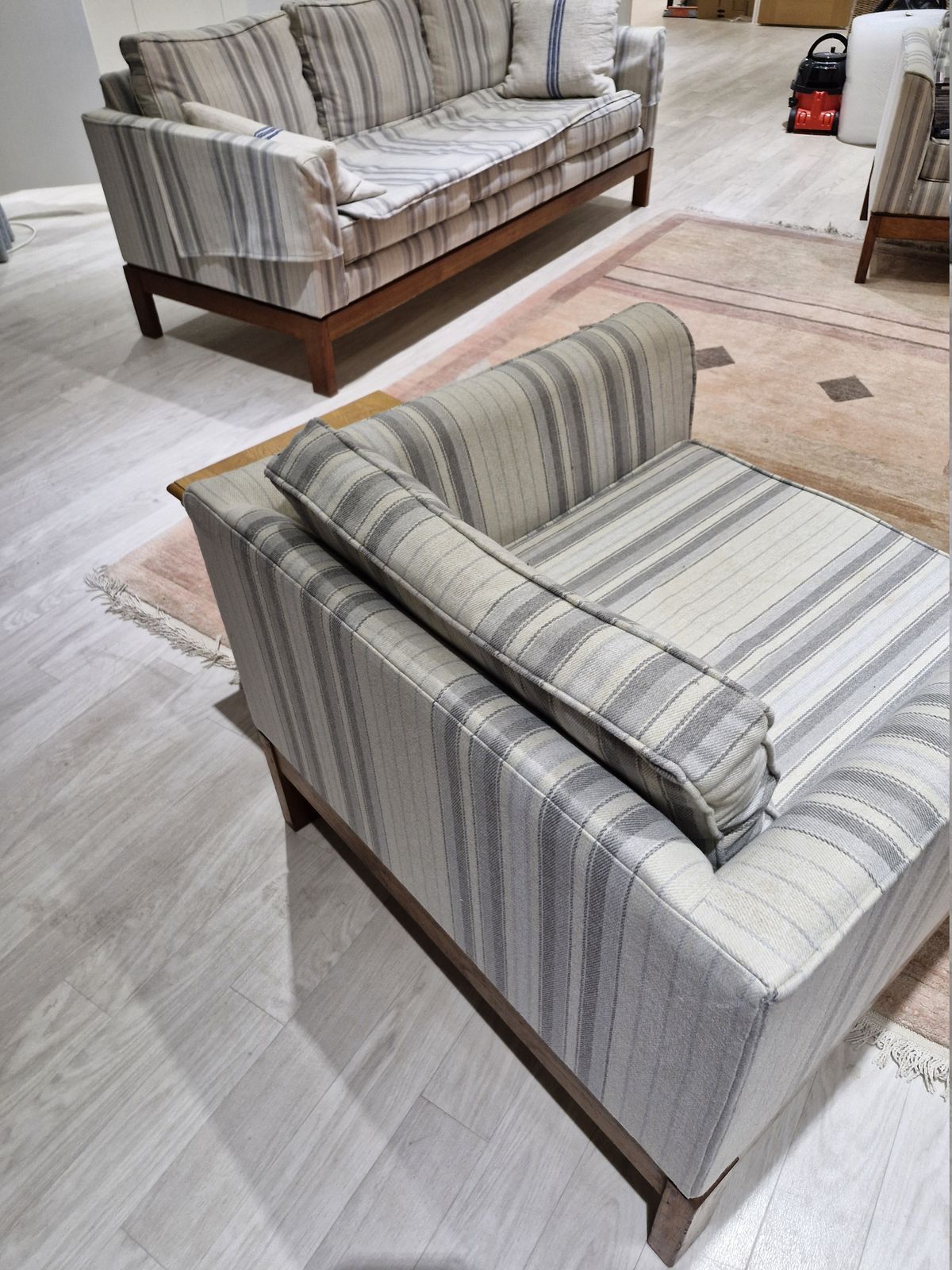 Original 1960's Conrad Cubist 3 Piece Suite. Oak Framed With Fire Retardant Fabric photo 300.0