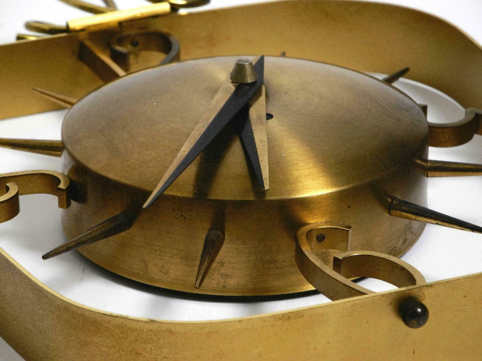 Beautiful Mid Century Kienzle Brass Wall Clock With Original Battery Drive photo vintage