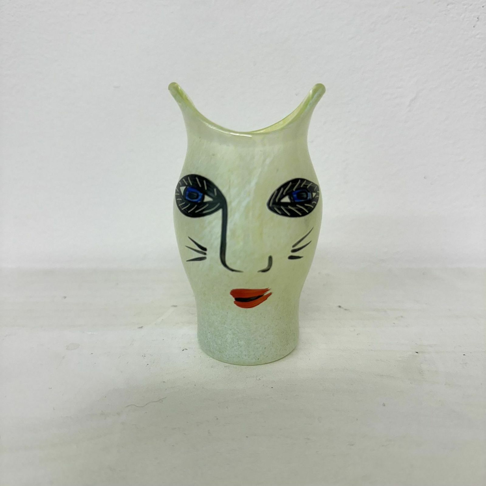 Home Decor Ulrica Hydman For Kosta Boda Open Minds Miniature Vase , Sweden photo