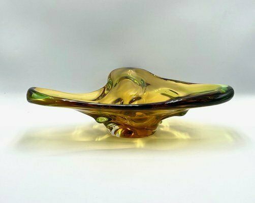 Art Glass Bowl Attributed To Frantisek Zemek For Sklana Mstisov, 1960s