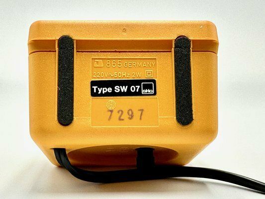 Modatempo Table Clock From Shg, 1980s photo Home Decor