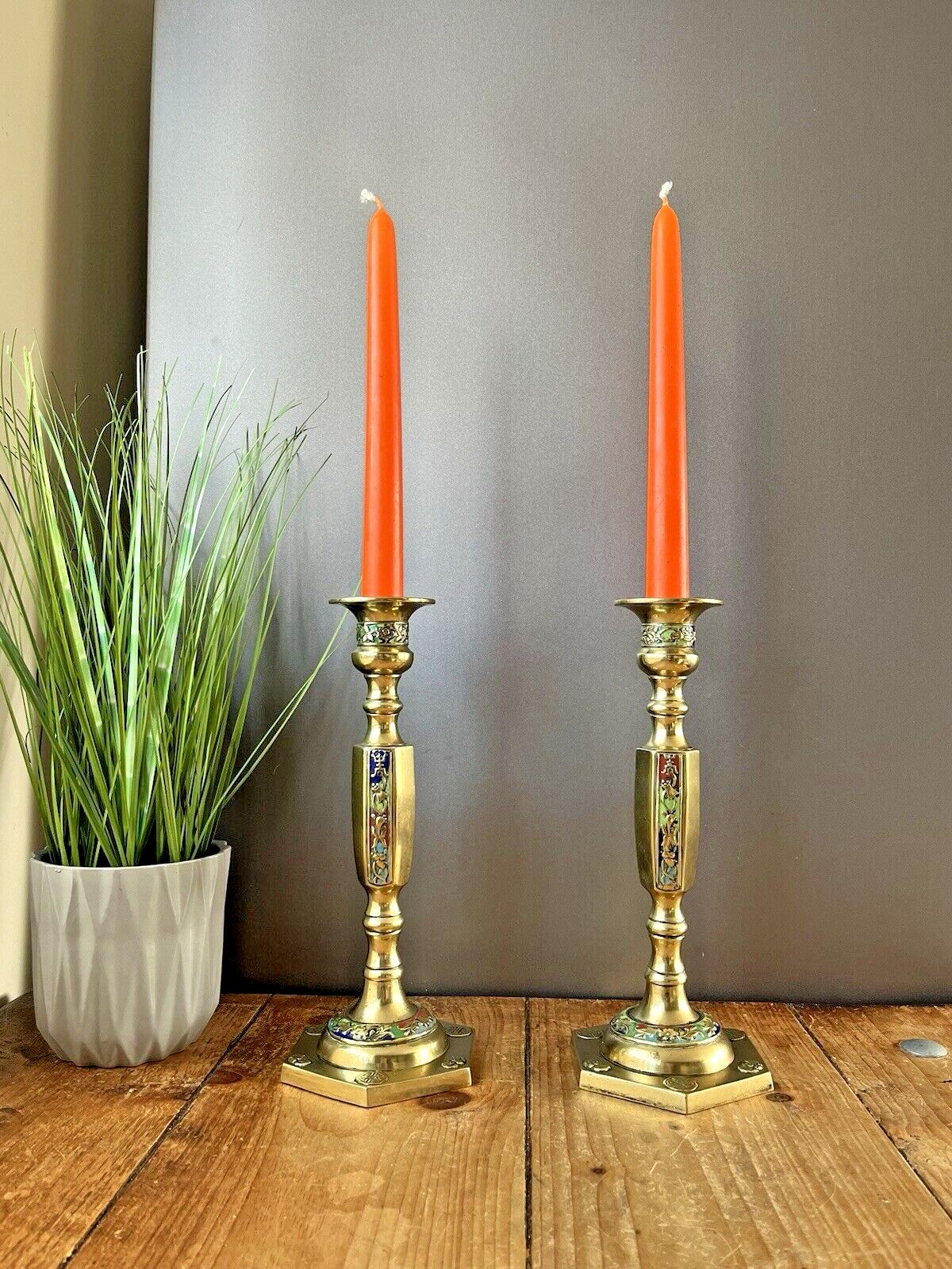 photo vintage Pair Of Antique Asian Chinese Brass Floral Cloisonne Enamel Candlesticks Holders