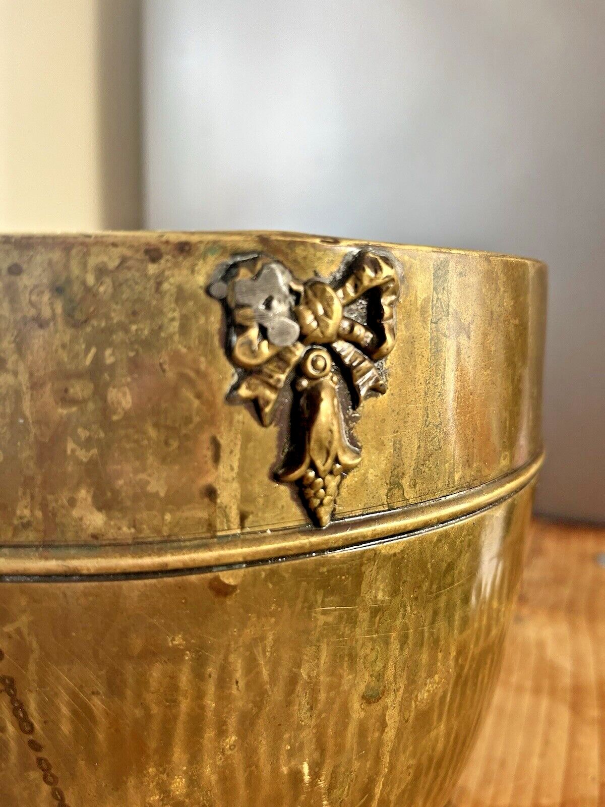 photo for sale Antique Textured Regency Floral Brass Nestor Birmingham Planter Plant Tree Pot